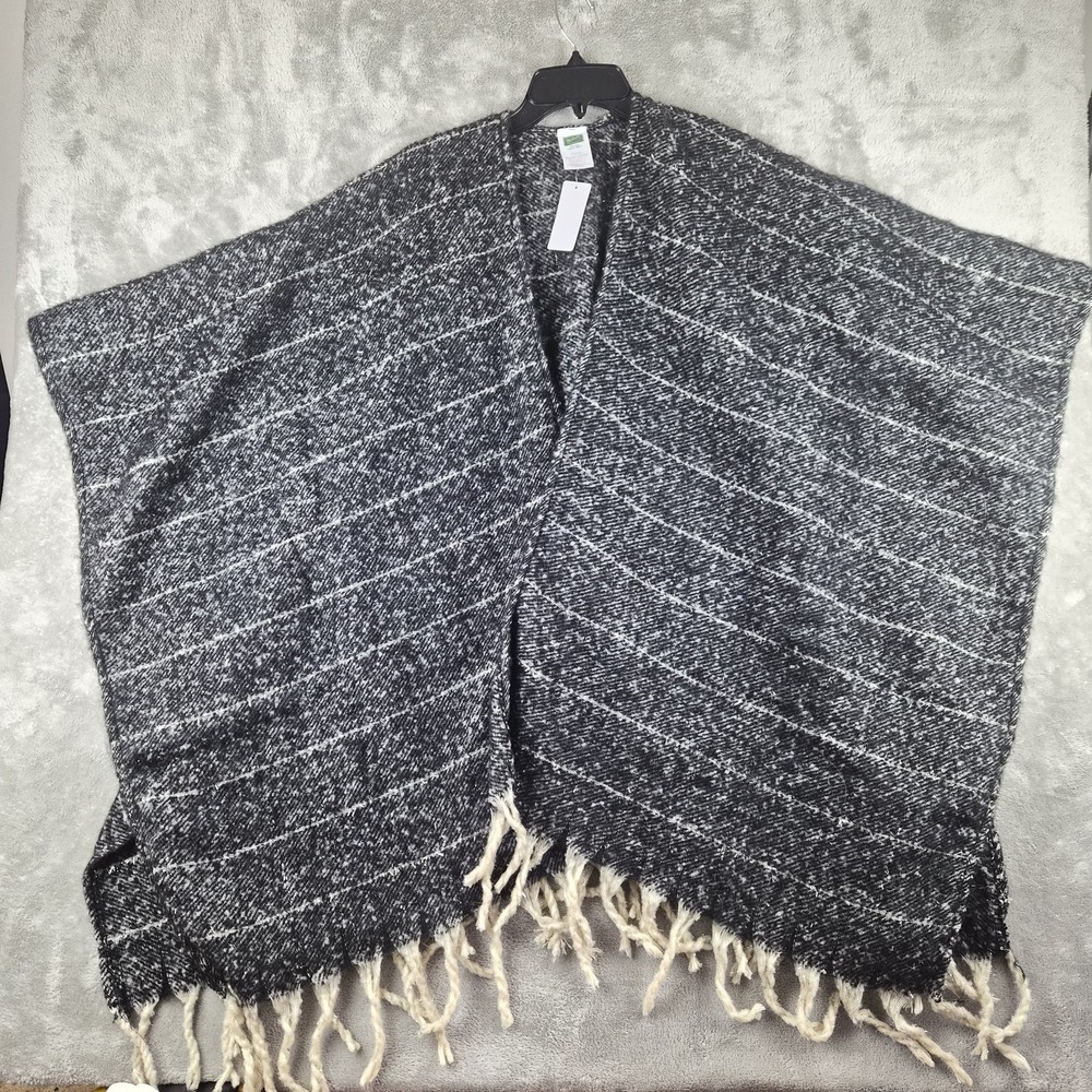 Woolrich Poncho Womens One Size Black Striped Knit Fringed Open Front Shawl NWT